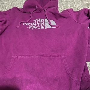 Medium Women NorthFace Hoodie